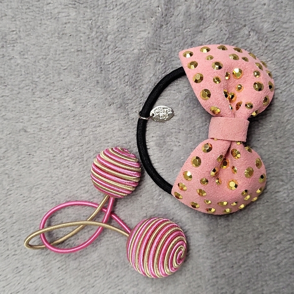 Cara Ny Accessories - NWOT Two Hair Ties 💖